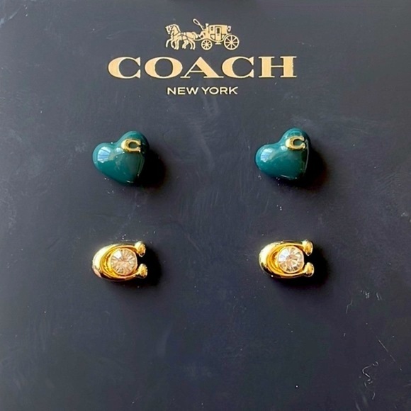 Brand New Coach Set of Two Post Earrings Heart Gold Tone Signature “C” - Picture 7 of 11